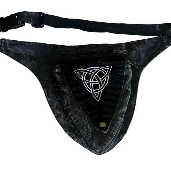 Handbags - Hippie cross body triquetra bag